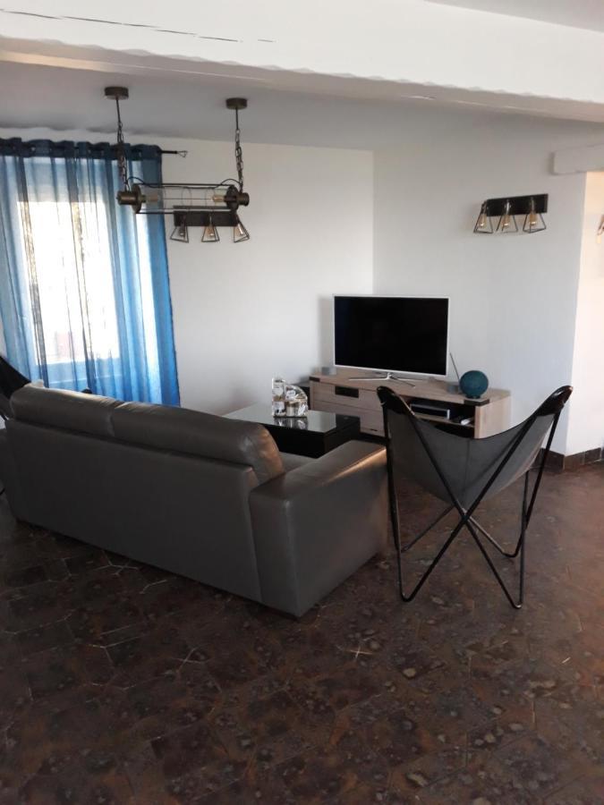 Chambre Double Au Calme Proche Puy Du Fo Apartment Le Boupere Exterior photo